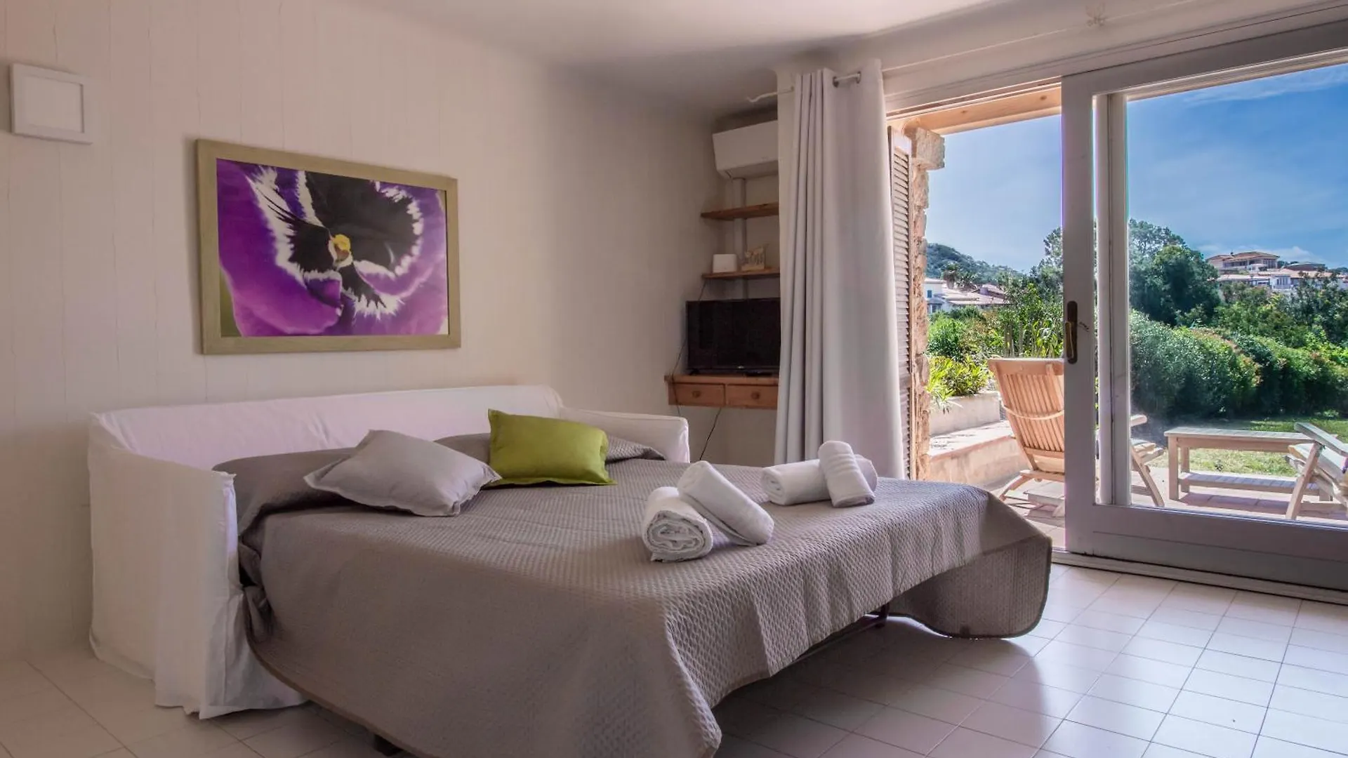 Apartment Sea View Studio With Private Garden And Parking! Porto Rotondo